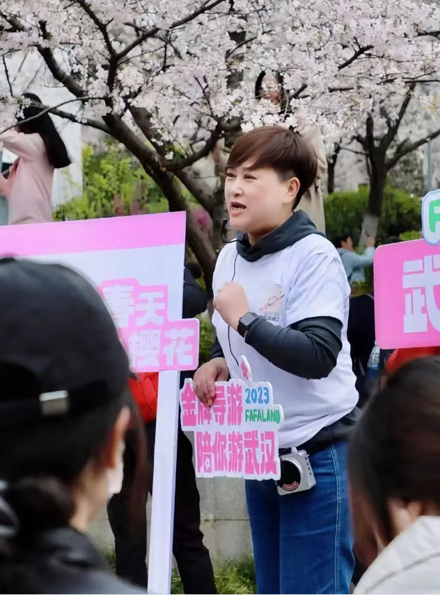 徒弟先登顶，师傅再摘冠！武汉学知的人才培养答案